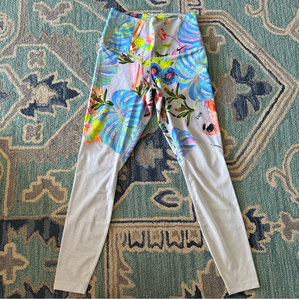 Nike set - Picture 3 of 10